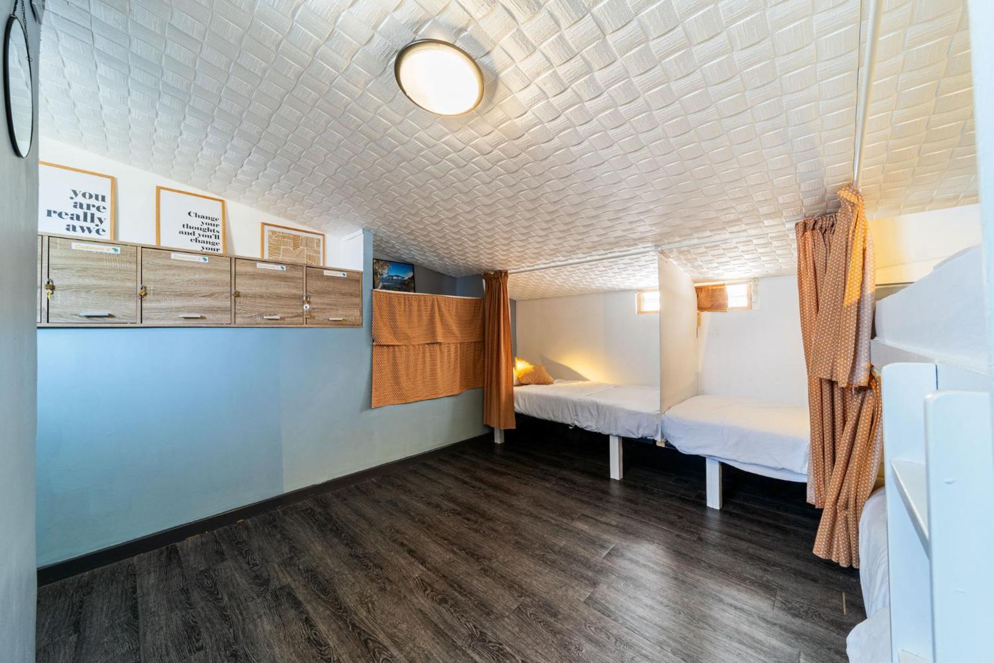 Les Baroudeurs Hostel Saint Pierre Esterno foto